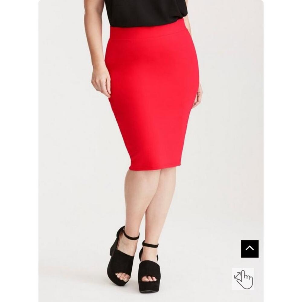 Torrid Women's Pull On Pencil Skirt Red Size 0